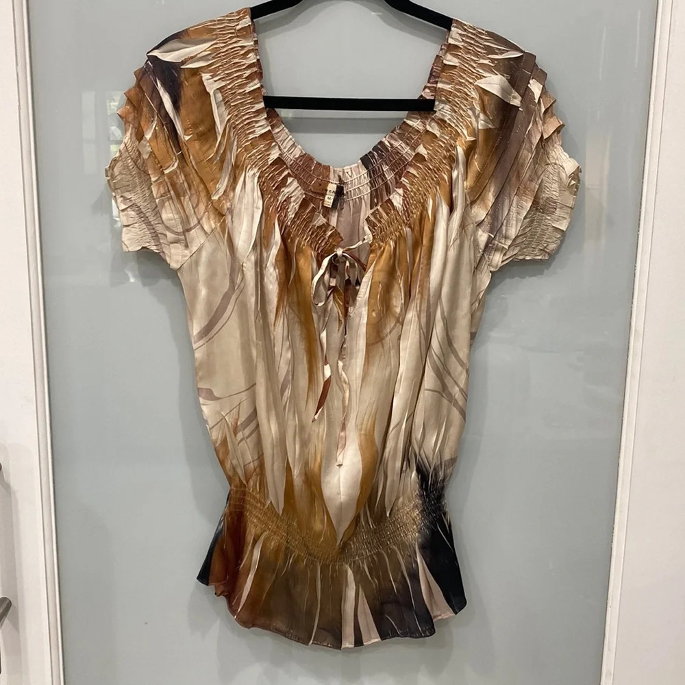 Forever 21 Women’s Brown Beige Off The Shoulder Scrunch Print Top Shirt Sz M